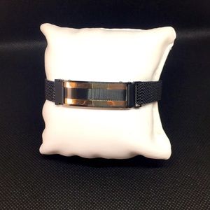 Elegant adjustable Bracelet